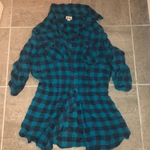 Flannel print quarter sleeve blue shirt